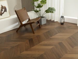 Engineered Wood (Herringbone): QH 897